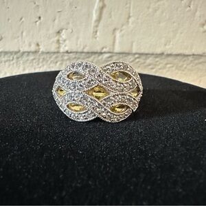 Citrine and Cubic Zirconia Sterling Silver 925 Ring. Size 6. 💛